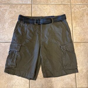 Faded Glory Men's Dark Green Cargo Shorts with Belt